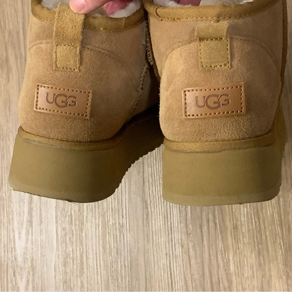 UGG Classic Ultra Mini Platform Boots in Chestnut Size 10 - Picture 5 of 16